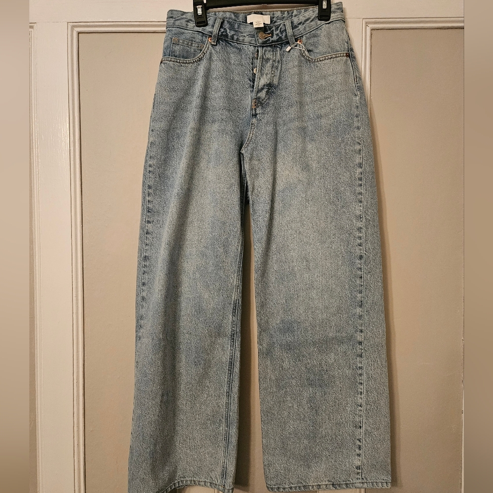 H&M Light Blue Flare Women's Jeans Sz 6 Inseam 30